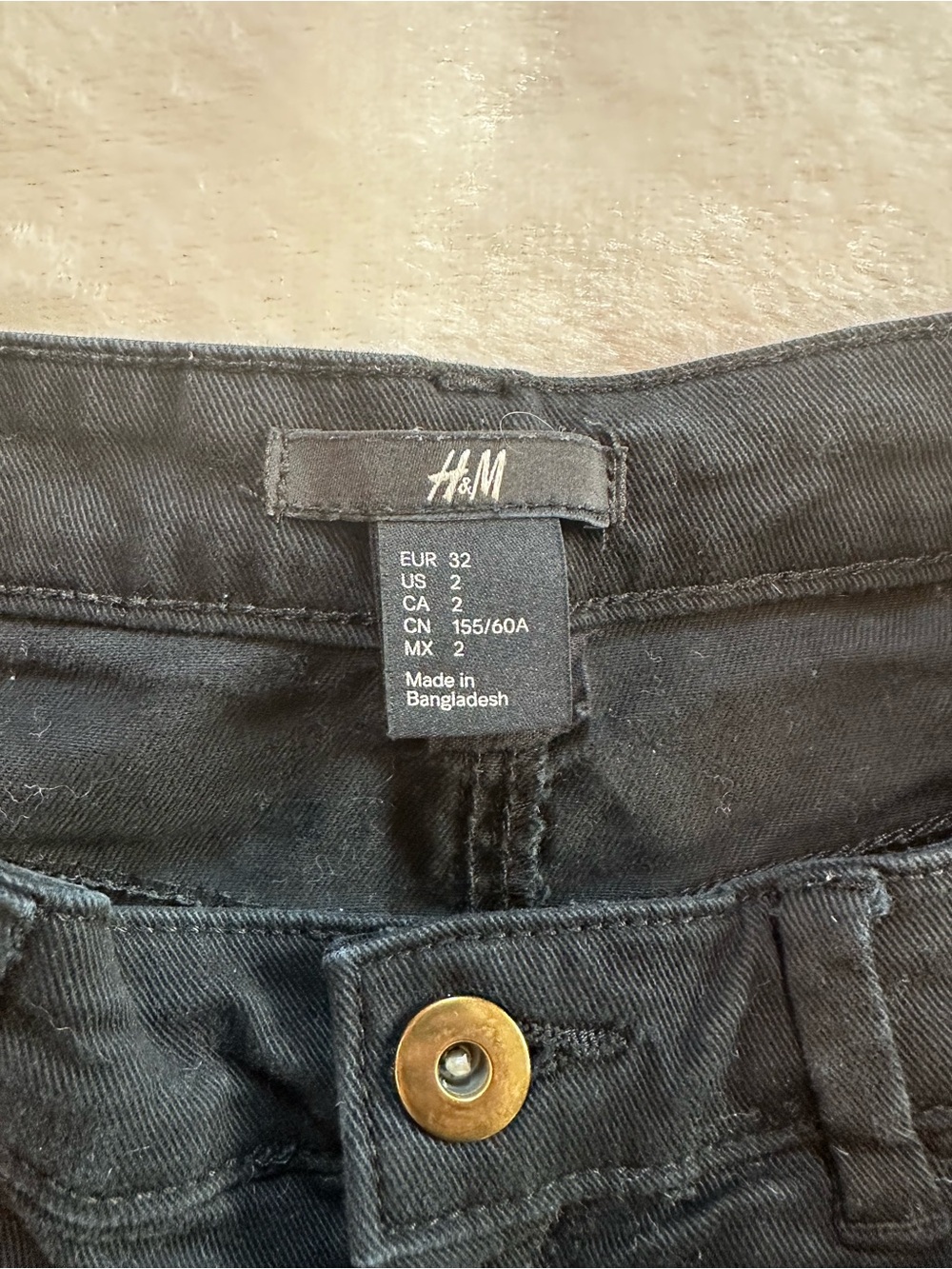 3 Small Denim Shorts Bundle Size 0, 4, 2 - Picture 15 of 16